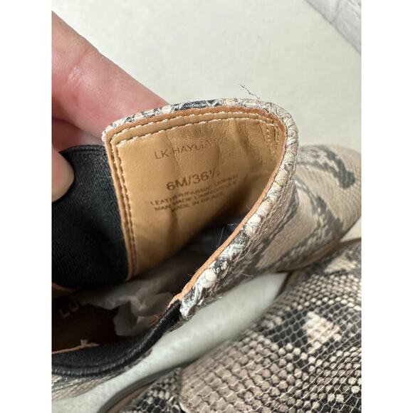 Lucky Brand Haylia Chelsea Boot Gray Black Snake Print Leather Womens 6M - Picture 7 of 8